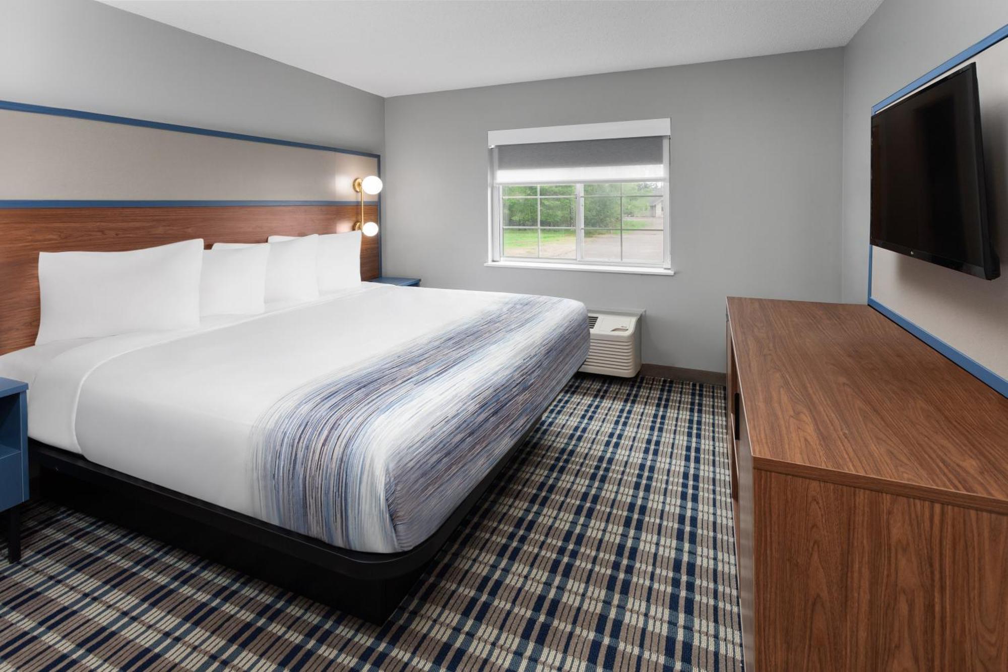 Americinn By Wyndham Eagle River Downtown Extérieur photo