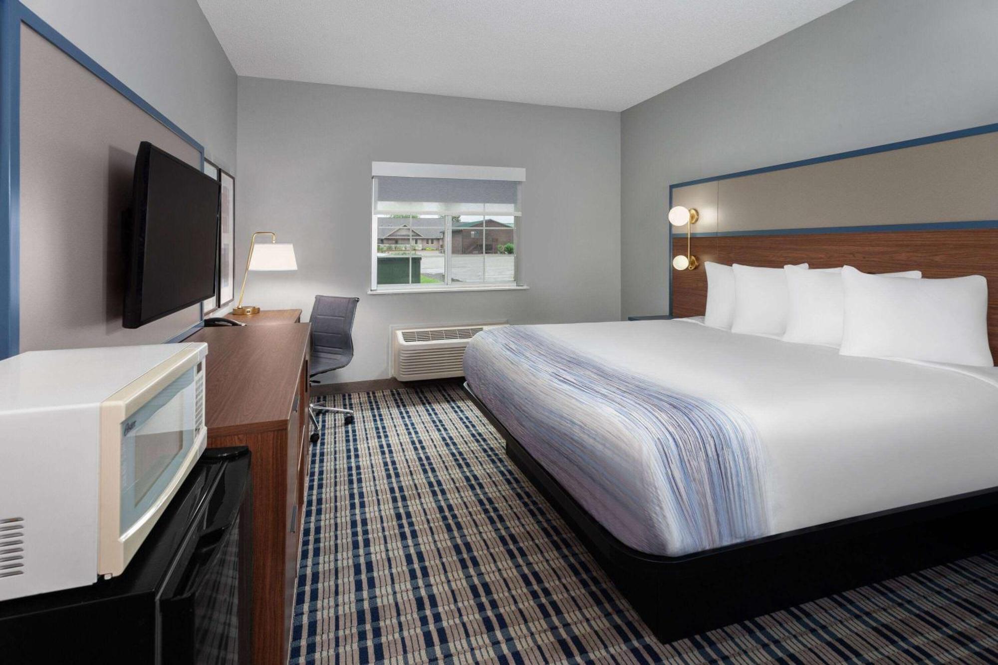 Americinn By Wyndham Eagle River Downtown Extérieur photo